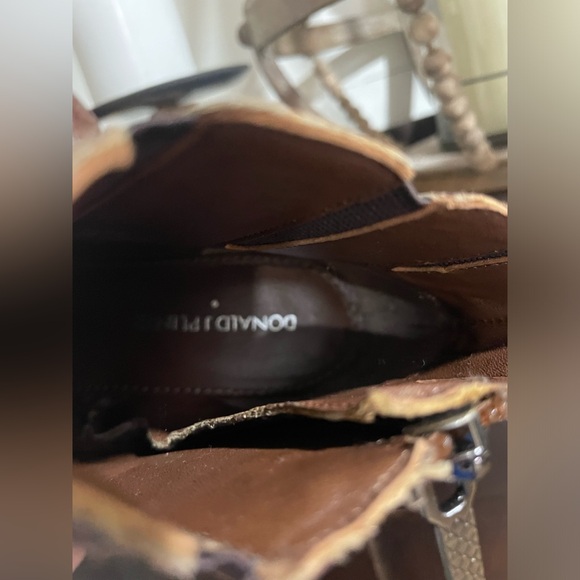 DONALD J PLINER Distressed Rustic Brown Leather Ankle Boots Side Zip Womens 7 - Picture 5 of 5